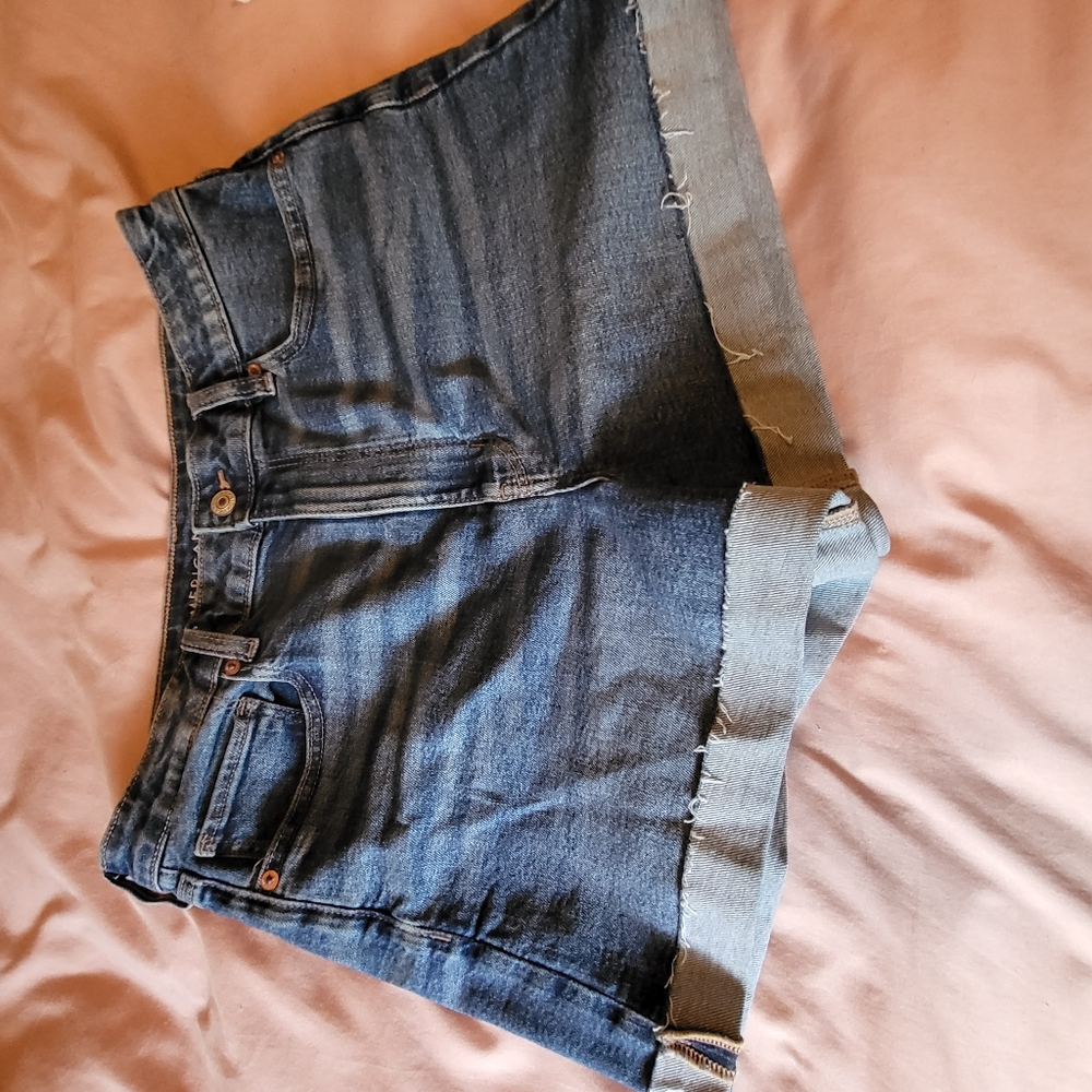 AE mom short size 12